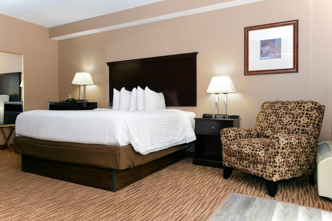 Cobblestone Inn & Suites - Denison | Majestic Hills Εξωτερικό φωτογραφία