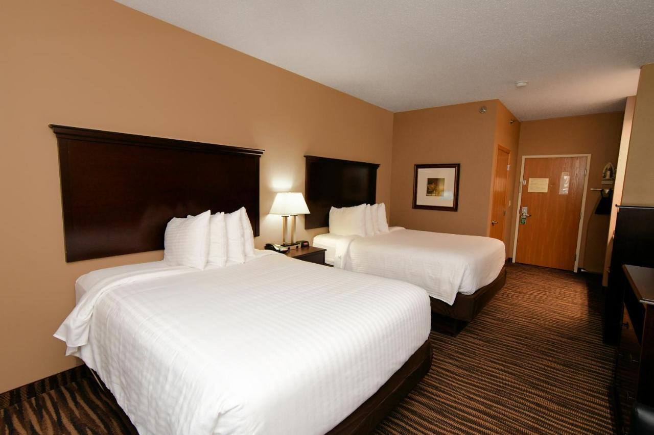 Cobblestone Inn & Suites - Denison | Majestic Hills Εξωτερικό φωτογραφία