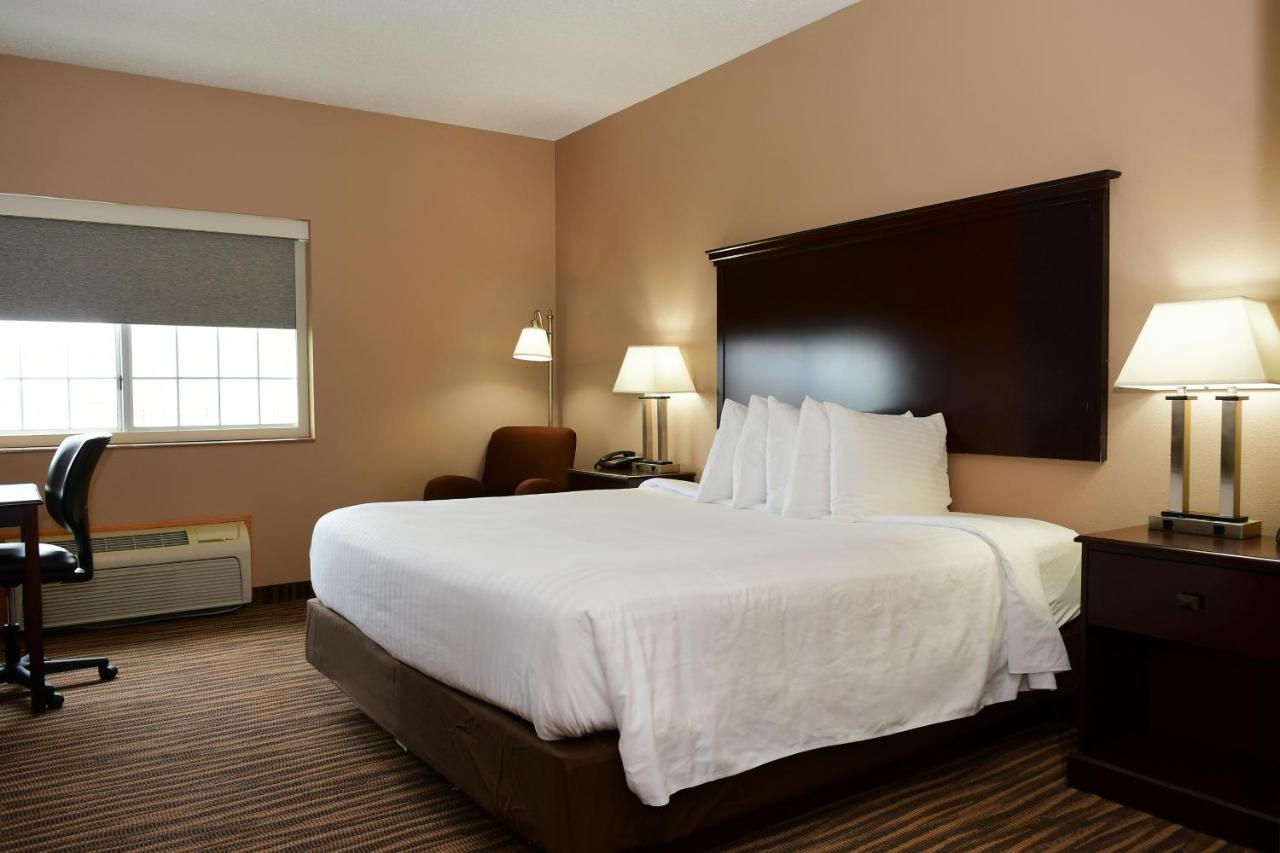 Cobblestone Inn & Suites - Denison | Majestic Hills Εξωτερικό φωτογραφία