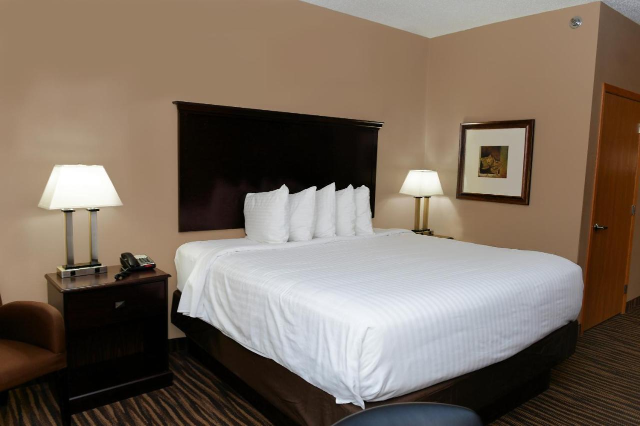 Cobblestone Inn & Suites - Denison | Majestic Hills Εξωτερικό φωτογραφία