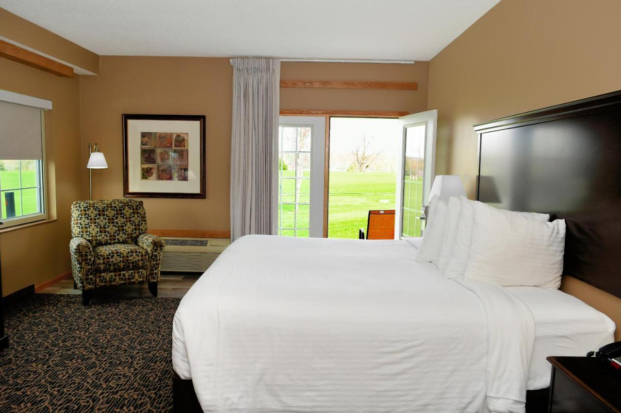 Cobblestone Inn & Suites - Denison | Majestic Hills Εξωτερικό φωτογραφία