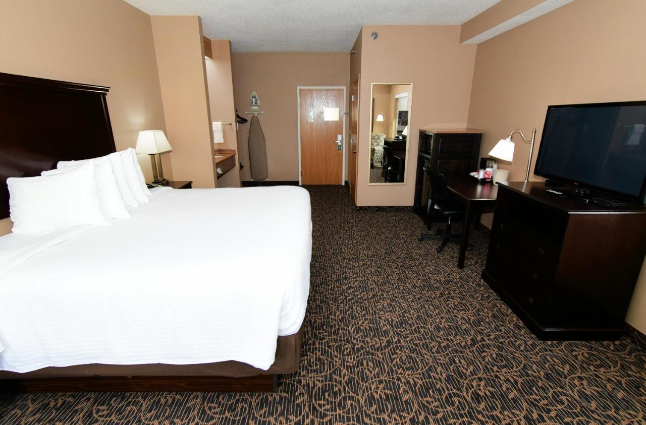 Cobblestone Inn & Suites - Denison | Majestic Hills Εξωτερικό φωτογραφία