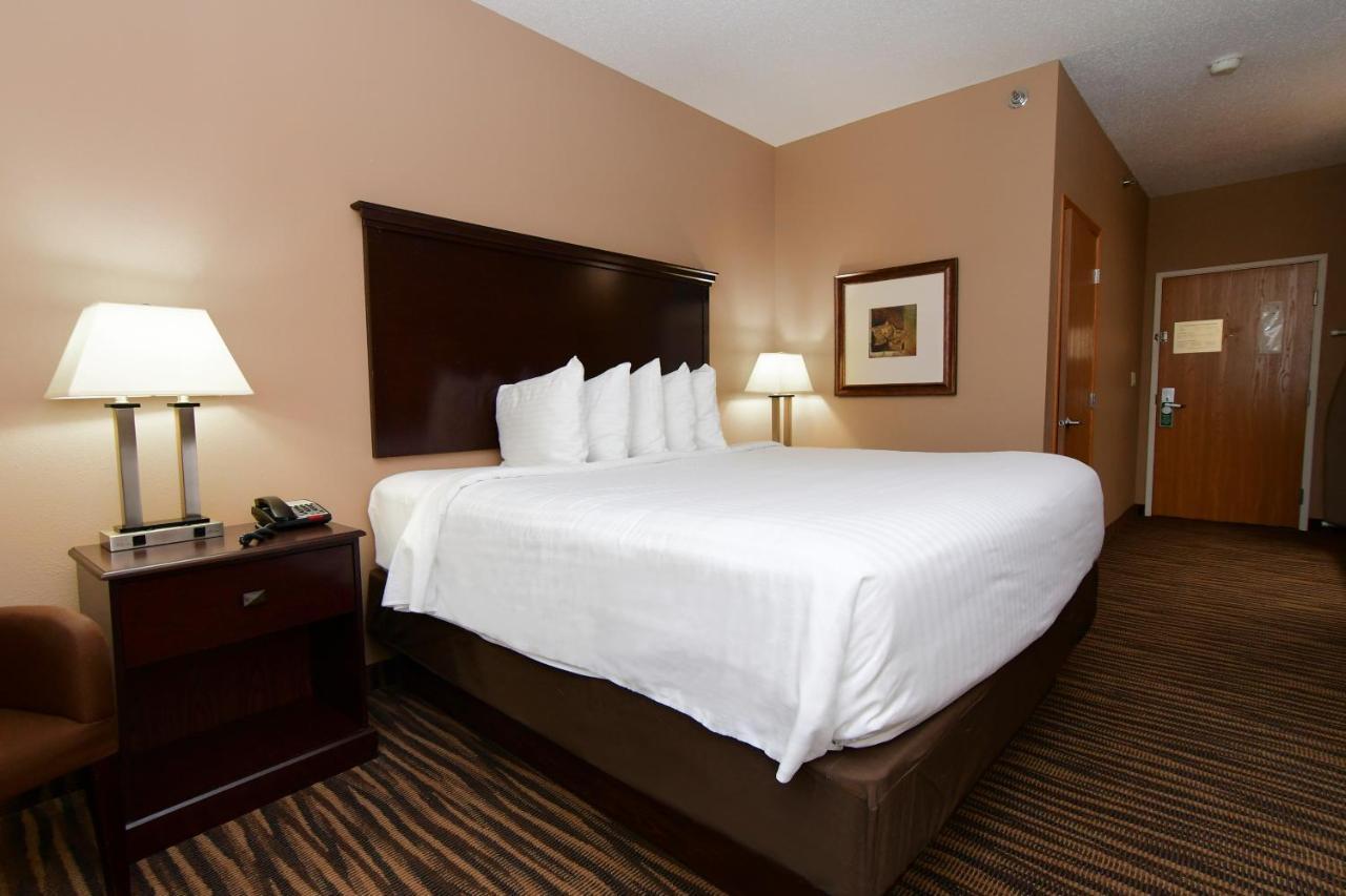 Cobblestone Inn & Suites - Denison | Majestic Hills Εξωτερικό φωτογραφία