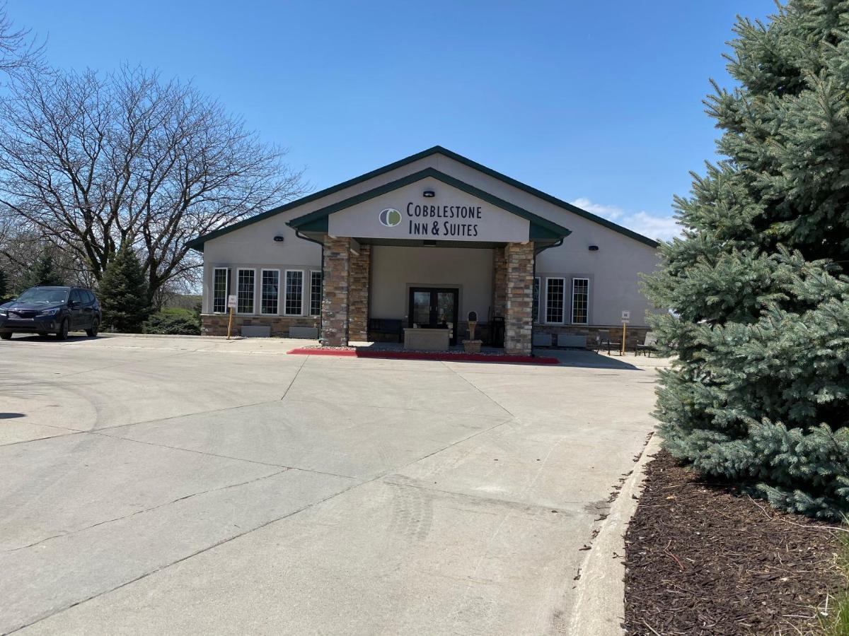 Cobblestone Inn & Suites - Denison | Majestic Hills Εξωτερικό φωτογραφία
